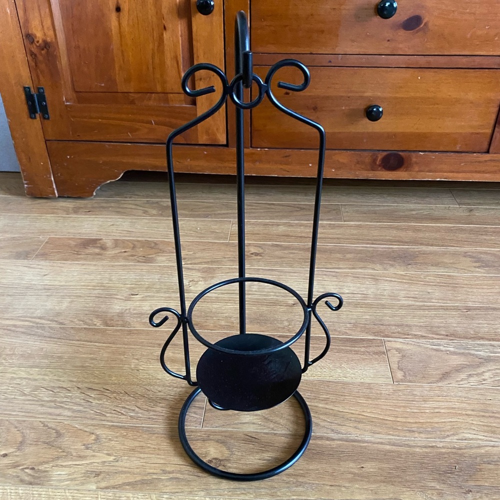 Candle holder
